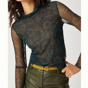 New Anthropologie Turtle neck shirt